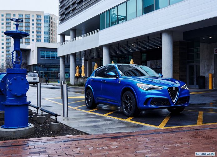 2018 Alfa Romeo Stelvio Quadrifoglio US version - фотография 15 из 223
