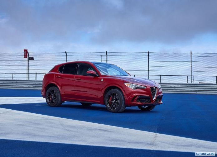 2018 Alfa Romeo Stelvio Quadrifoglio US version - фотография 26 из 223
