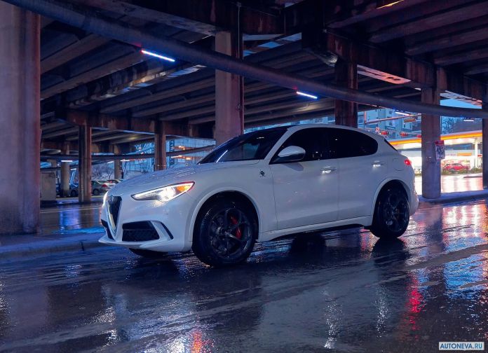 2018 Alfa Romeo Stelvio Quadrifoglio US version - фотография 52 из 223