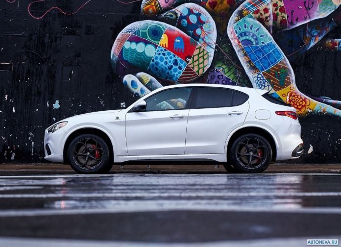 2018 Alfa Romeo Stelvio Quadrifoglio US version - фотография 78 из 223 2018 Alfa Romeo Stelvio Quadrifoglio US version - фотография 78 из 223