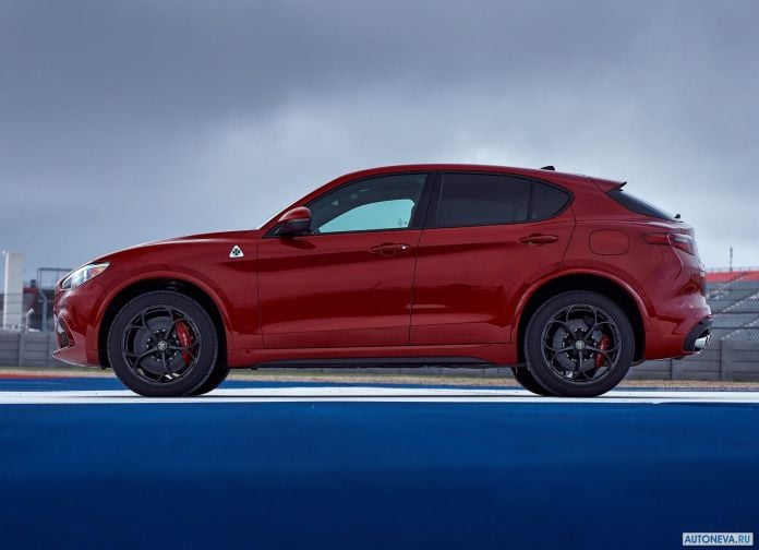 2018 Alfa Romeo Stelvio Quadrifoglio US version - фотография 86 из 223 2018 Alfa Romeo Stelvio Quadrifoglio US version - фотография 86 из 223