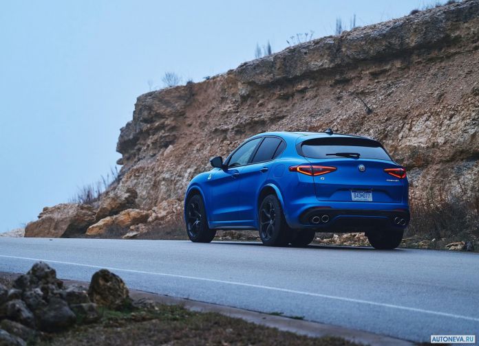 2018 Alfa Romeo Stelvio Quadrifoglio US version - фотография 113 из 223