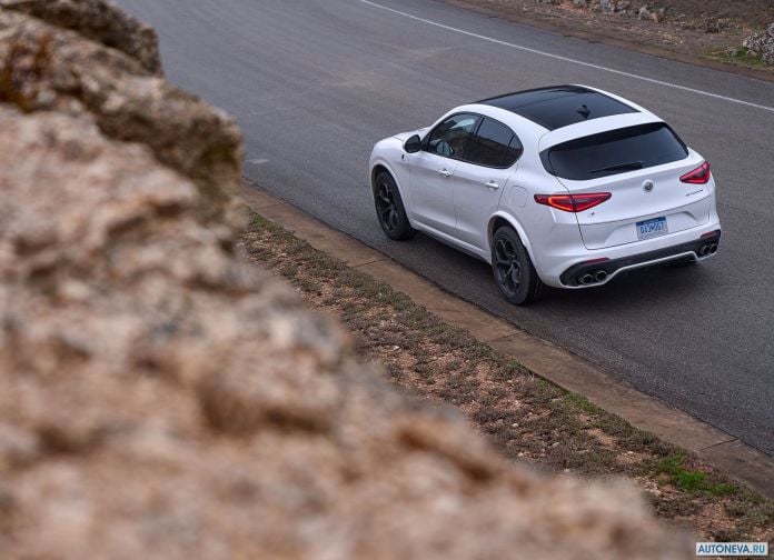 2018 Alfa Romeo Stelvio Quadrifoglio US version - фотография 118 из 223 2018 Alfa Romeo Stelvio Quadrifoglio US version - фотография 118 из 223