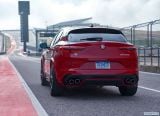 alfa_romeo_2018_stelvio_quadrifoglio_us_version_126.jpg