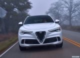 alfa_romeo_2018_stelvio_quadrifoglio_us_version_131.jpg