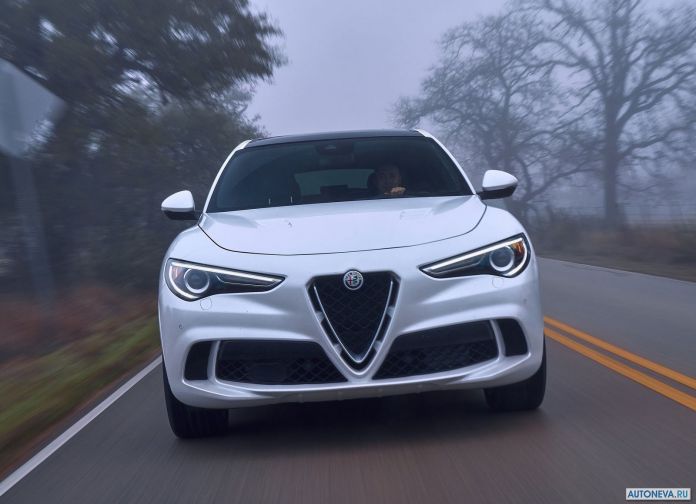 2018 Alfa Romeo Stelvio Quadrifoglio US version - фотография 131 из 223