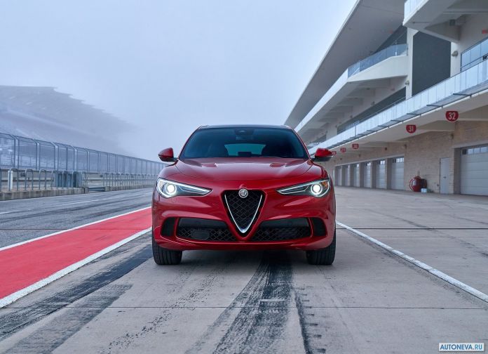 2018 Alfa Romeo Stelvio Quadrifoglio US version - фотография 136 из 223
