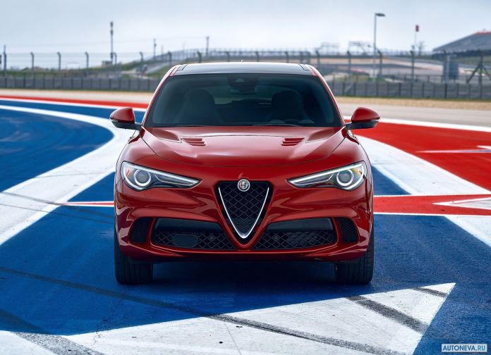 2018 Alfa Romeo Stelvio Quadrifoglio US version - фотография 137 из 223