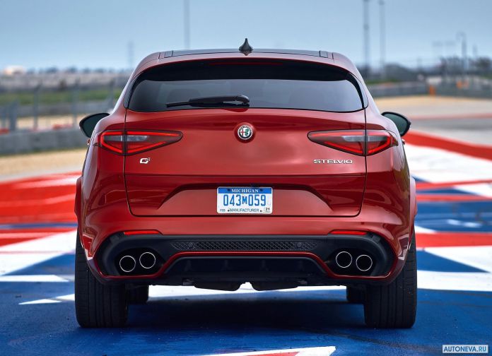2018 Alfa Romeo Stelvio Quadrifoglio US version - фотография 144 из 223 2018 Alfa Romeo Stelvio Quadrifoglio US version - фотография 144 из 223