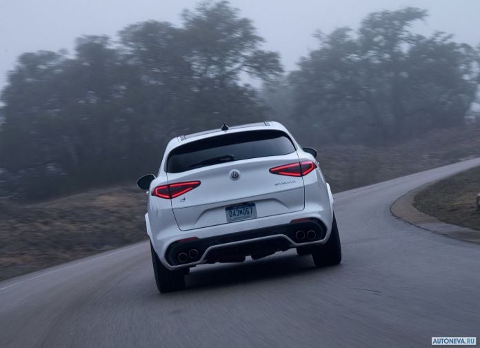 2018 Alfa Romeo Stelvio Quadrifoglio US version - фотография 151 из 223