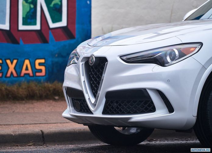2018 Alfa Romeo Stelvio Quadrifoglio US version - фотография 185 из 223