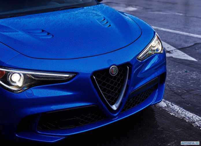 2018 Alfa Romeo Stelvio Quadrifoglio US version - фотография 187 из 223 2018 Alfa Romeo Stelvio Quadrifoglio US version - фотография 187 из 223