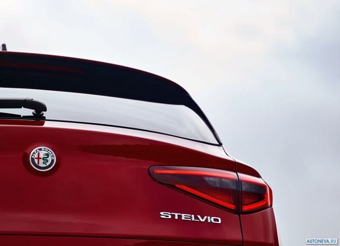2018 Alfa Romeo Stelvio Quadrifoglio US version - фотография 193 из 223