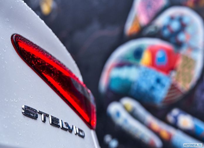 2018 Alfa Romeo Stelvio Quadrifoglio US version - фотография 197 из 223