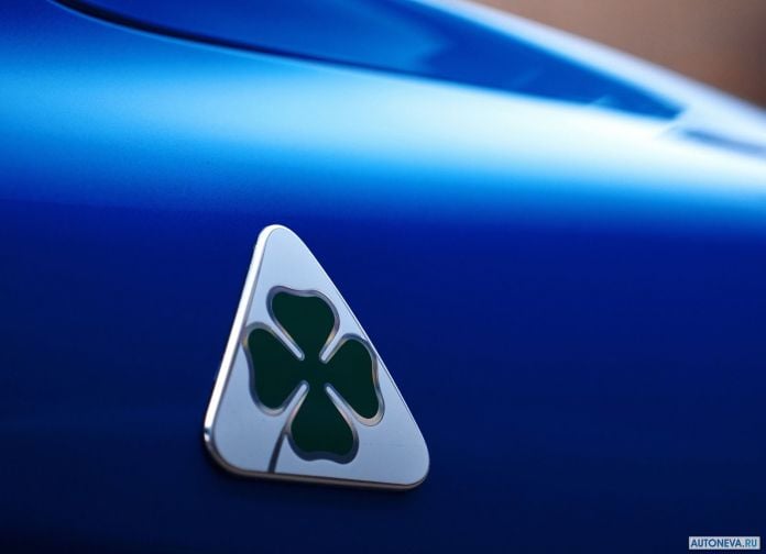2018 Alfa Romeo Stelvio Quadrifoglio US version - фотография 218 из 223 2018 Alfa Romeo Stelvio Quadrifoglio US version - фотография 218 из 223