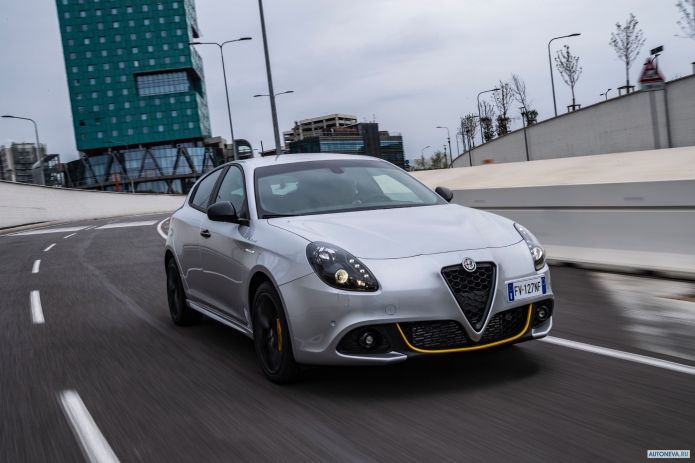 2019 Alfa Romeo Giulietta - фотография 19 из 48