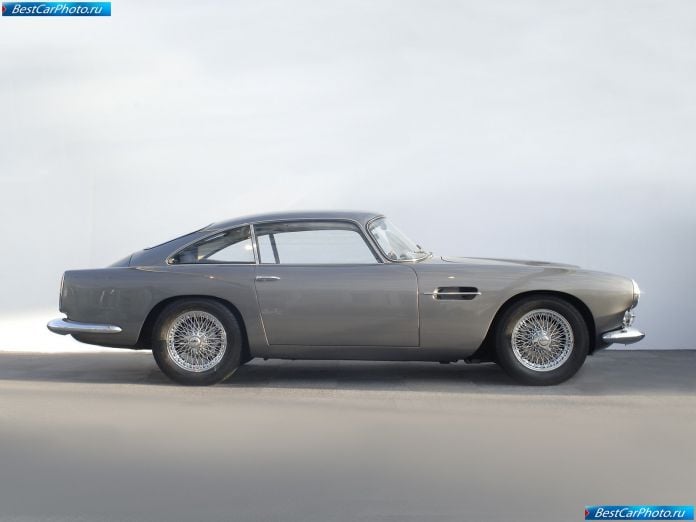 1958 Aston Martin DB4 - фотография 3 из 9
