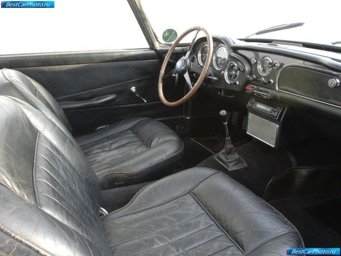 1958 Aston Martin DB4 - фотография 6 из 9