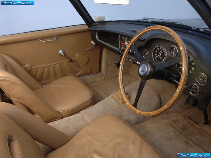 1961 Aston Martin DB4 GT Zagato - фотография 4 из 7