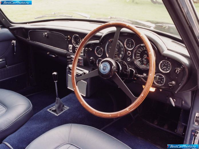 1966 Aston Martin DB6 Volante - фотография 6 из 6