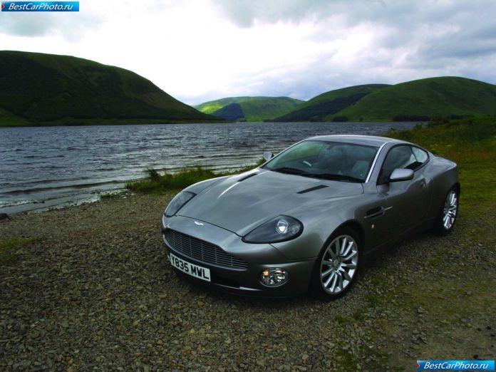 2001 Aston Martin V12 Vanquish - фотография 1 из 31