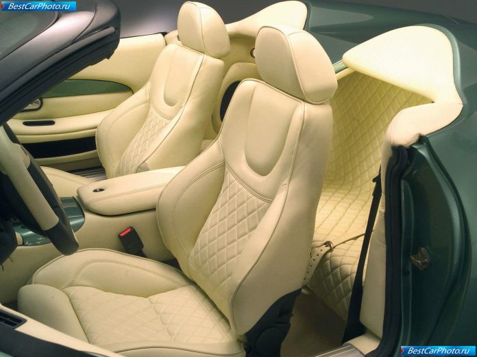 2003 Aston Martin DB AR1 - фотография 7 из 9