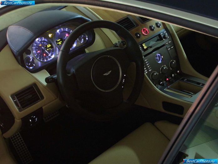 2004 Aston Martin DB9 - фотография 20 из 34