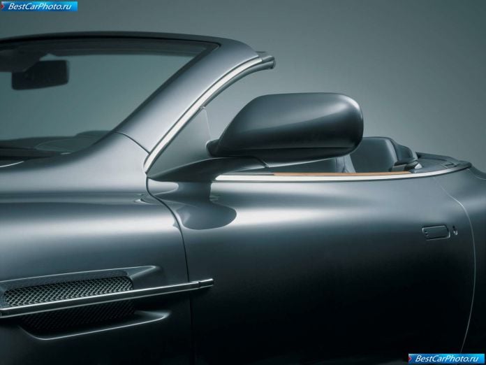 2004 Aston Martin DB9 Volante - фотография 16 из 19