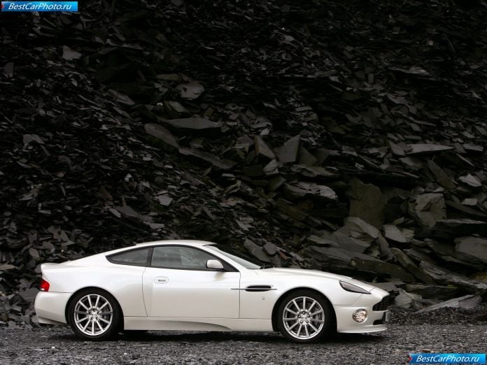 2004 Aston Martin Vanquish S V12 - фотография 25 из 58