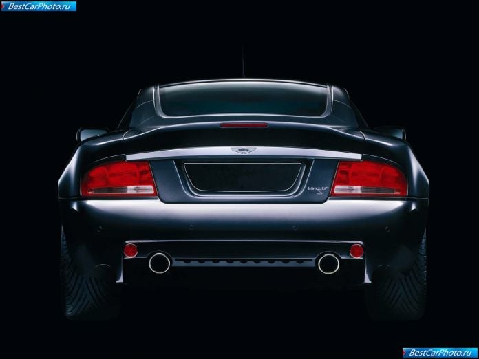 2004 Aston Martin Vanquish S V12 - фотография 36 из 58