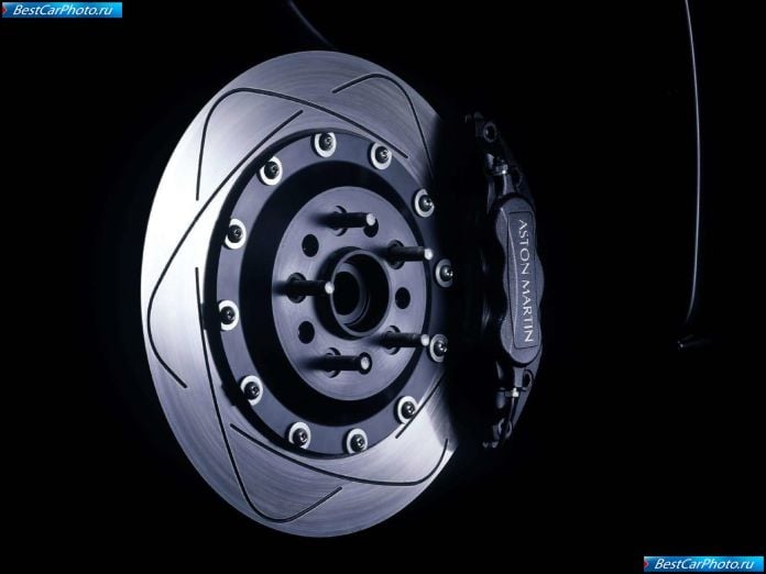 2004 Aston Martin Vanquish S V12 - фотография 56 из 58