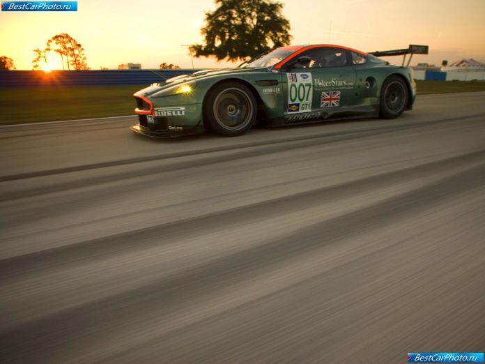 2005 Aston Martin DBR9 - фотография 6 из 27