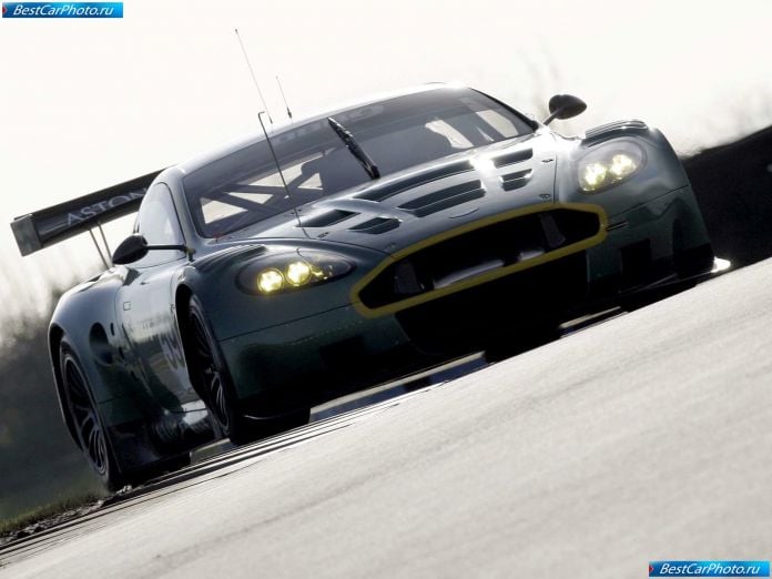 2005 Aston Martin DBR9 - фотография 8 из 27