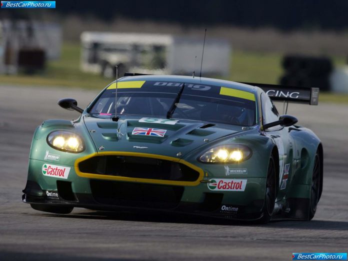 2005 Aston Martin DBR9 - фотография 12 из 27