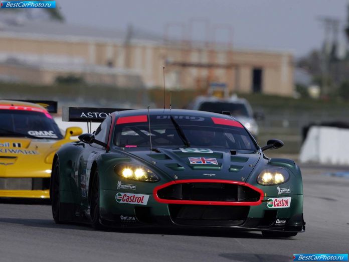 2005 Aston Martin DBR9 - фотография 13 из 27