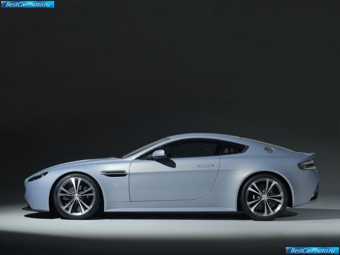 2007 Aston Martin V12 Vantage RS Concept - фотография 16 из 41