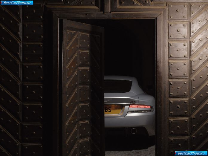 2008 Aston Martin DBS - фотография 15 из 35
