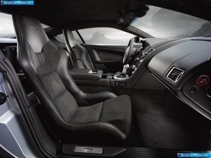 2008 Aston Martin DBS - фотография 18 из 35