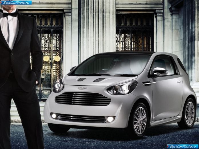 2009 Aston Martin Cygnet Concept - фотография 1 из 15