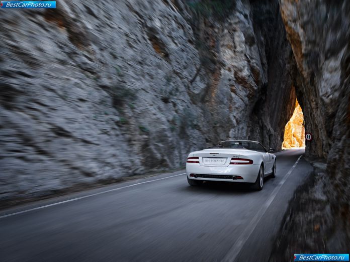 2009 Aston Martin DB9 Volante - фотография 8 из 20