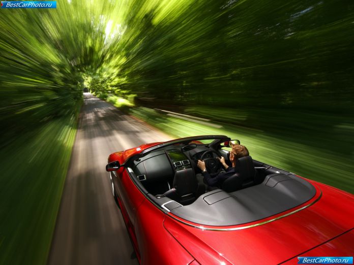 2010 Aston Martin DBS Volante - фотография 28 из 38