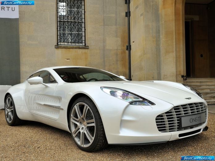 2010 Aston Martin One 77 - фотография 1 из 30