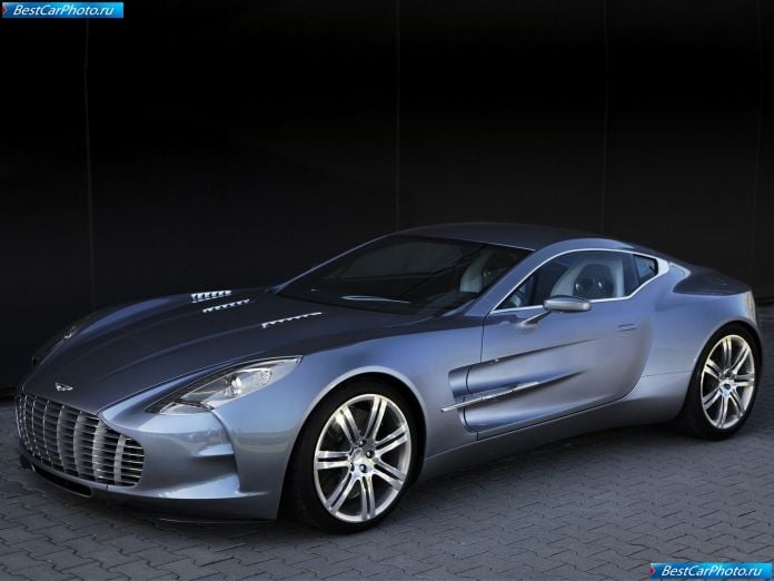 2010 Aston Martin One 77 - фотография 3 из 30