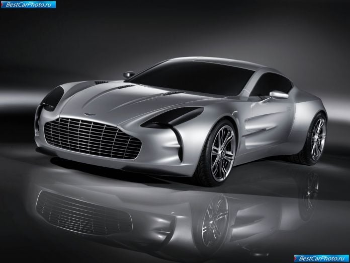 2010 Aston Martin One 77 - фотография 21 из 30