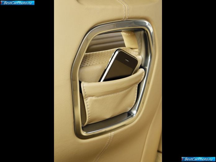 2010 Aston Martin Rapide - фотография 181 из 186