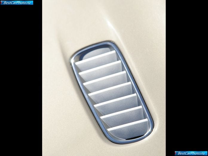 2010 Aston Martin Rapide - фотография 184 из 186
