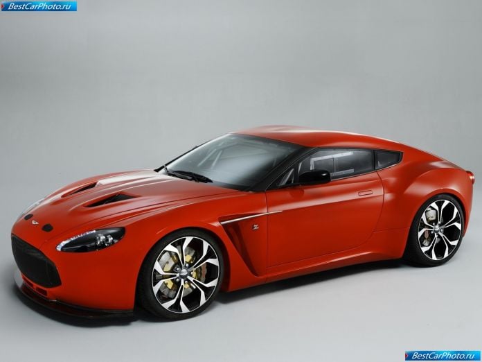2011 Aston Martin V12 Zagato Concept - фотография 1 из 10