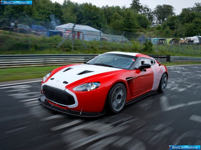 2011 Aston Martin V12 Zagato Racecar - фотография 7 из 19