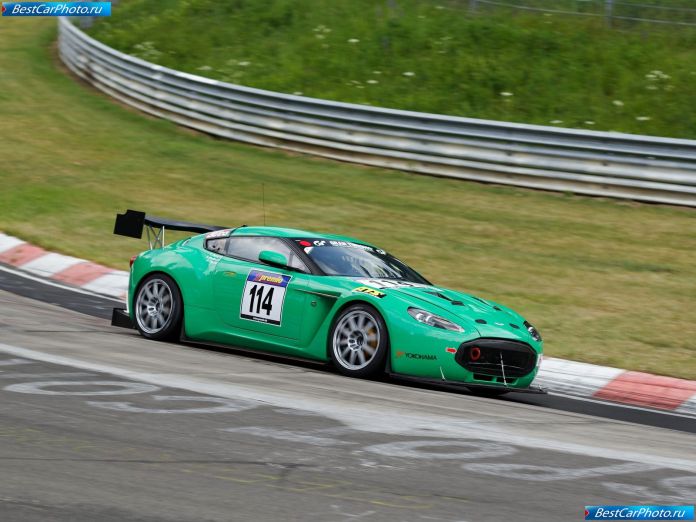 2011 Aston Martin V12 Zagato Racecar - фотография 10 из 19