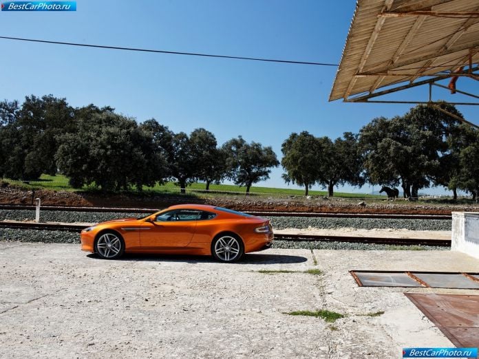 2012 Aston Martin Virage - фотография 13 из 52